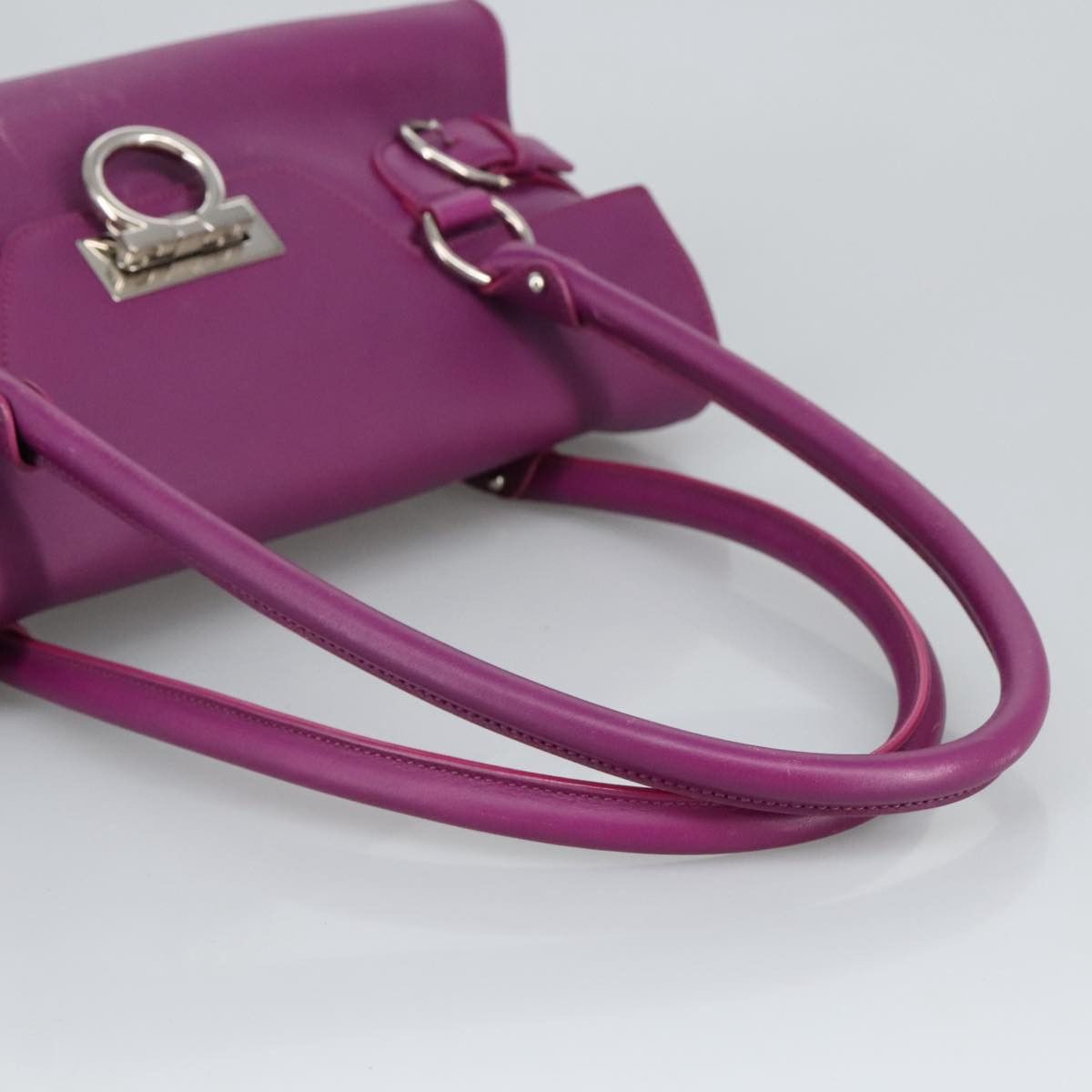 Salvatore Ferragamo Gancini Purple Leather Shoulder Bag (Pre-Owned) Size ONE SIZE - 5 Thumbnail