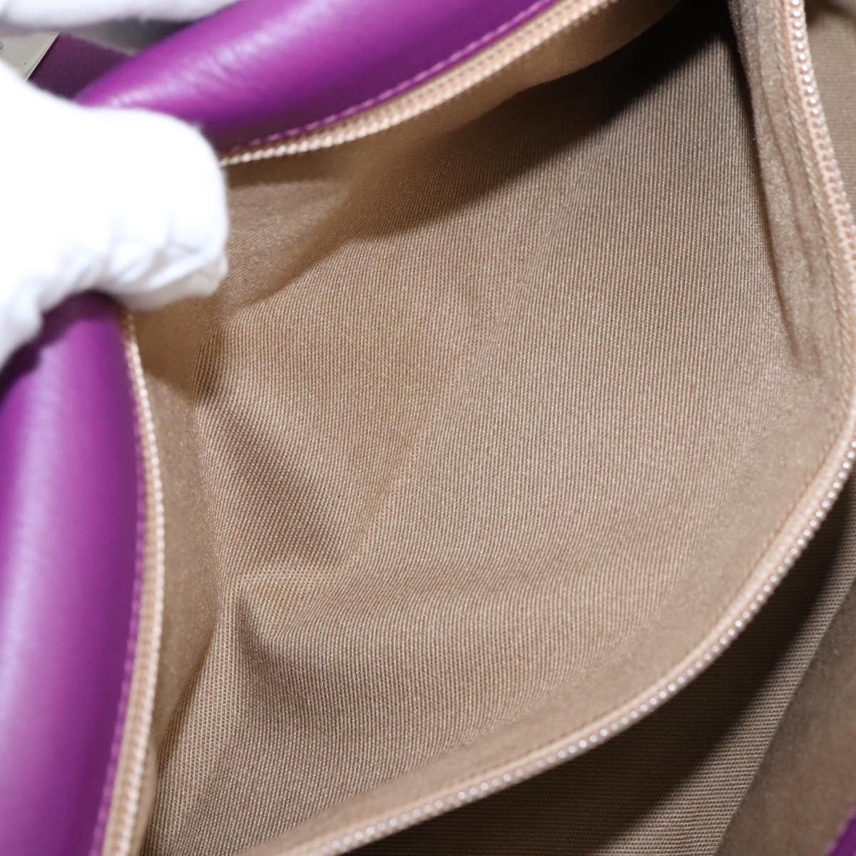 Salvatore Ferragamo Gancini Purple Leather Shoulder Bag (Pre-Owned) Size ONE SIZE - 20 Thumbnail