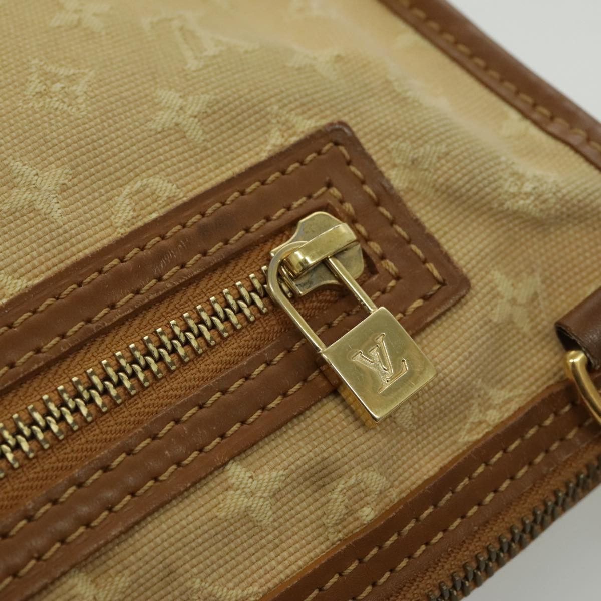 Louis Vuitton Catherine Beige Canvas Shoulder Bag (Pre-Owned) Size ONE SIZE - 20 Thumbnail