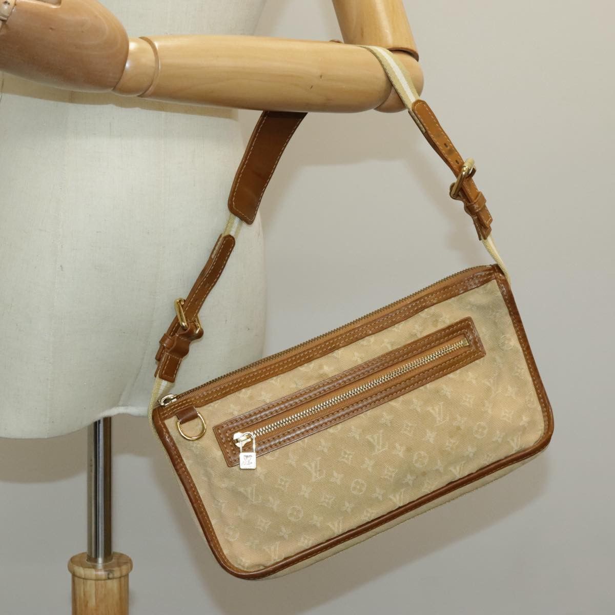 Louis Vuitton Catherine Beige Canvas Shoulder Bag (Pre-Owned) Size ONE SIZE - 15 Thumbnail