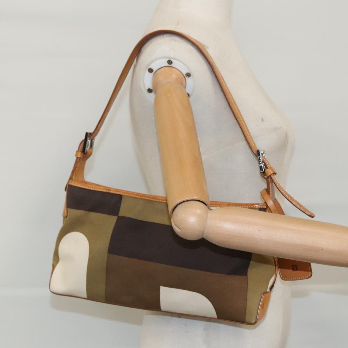 Bally Brown Canvas Shoulder Bag (Pre-Owned) Size ONE SIZE - 16 Thumbnail