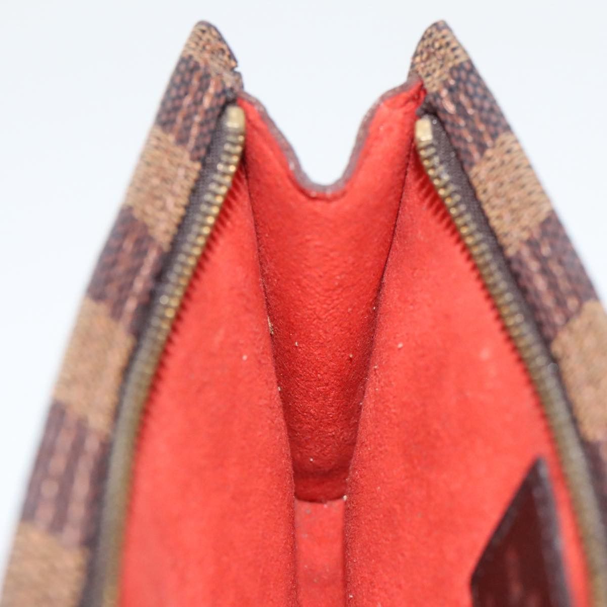 Louis Vuitton Marais Brown Canvas Clutch Bag (Pre-Owned) Size ONE SIZE - 18 Thumbnail