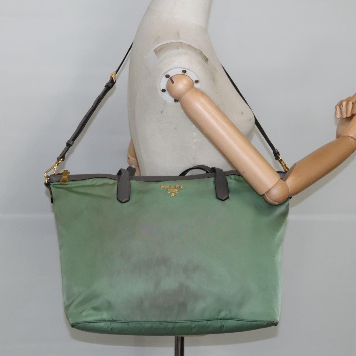 Prada Green Synthetic Tote Bag (Pre-Owned) Size ONE SIZE - 11 Thumbnail