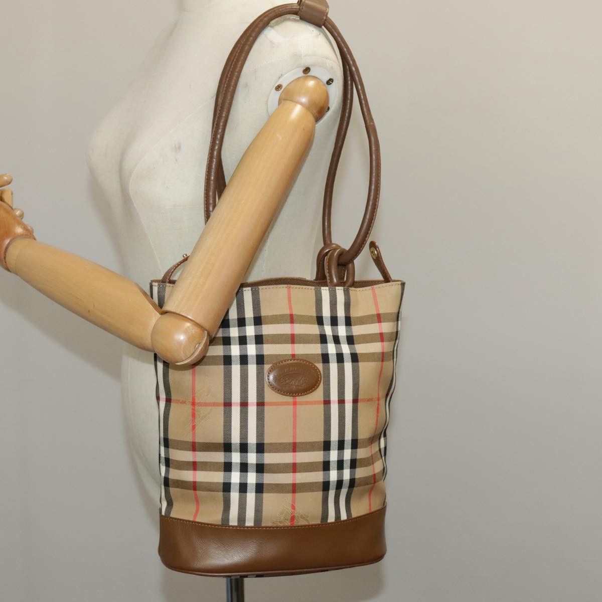 Burberry Nova Check Beige Canvas Shoulder Bag (Pre-Owned) Size ONE SIZE - 12 Thumbnail