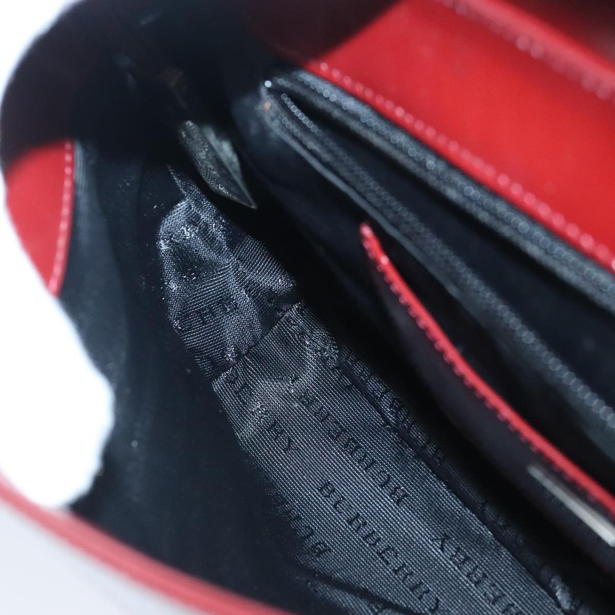 Burberry Red Leather Shoulder Bag (Pre-Owned) Size ONE SIZE - 19 Thumbnail