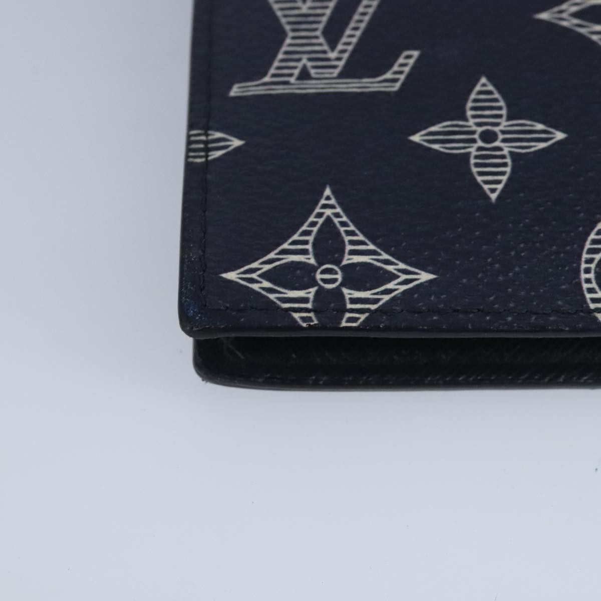 Louis Vuitton Marco Navy Canvas Wallet (Pre-Owned) Size ONE SIZE - 10 Thumbnail