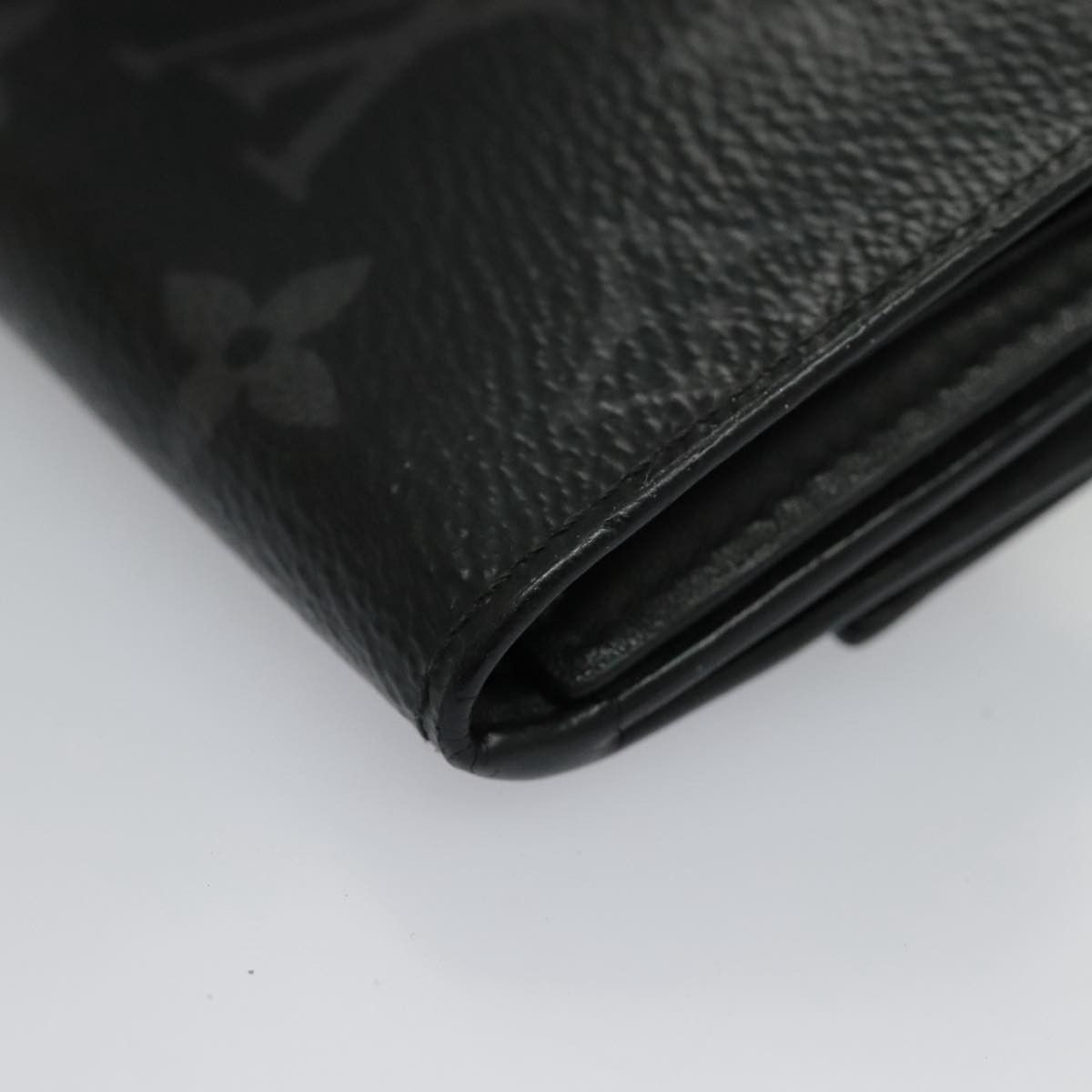 Louis Vuitton Discovery Grey Canvas Wallet (Pre-Owned) Size ONE SIZE - 9 Thumbnail