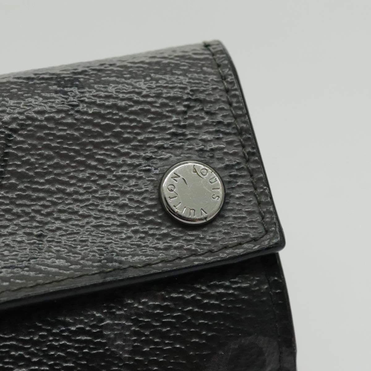 Louis Vuitton Discovery Grey Canvas Wallet (Pre-Owned) Size ONE SIZE - 10 Thumbnail