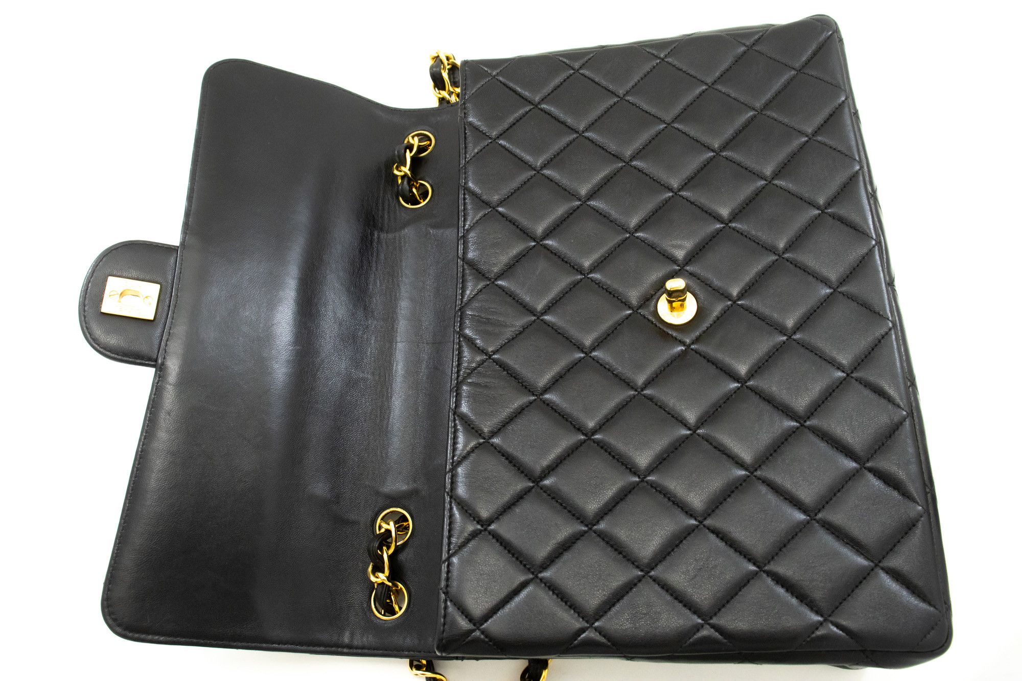 Chanel Black Leather Shoulder Bag (Pre-Owned) Size ONE SIZE - 12 Thumbnail