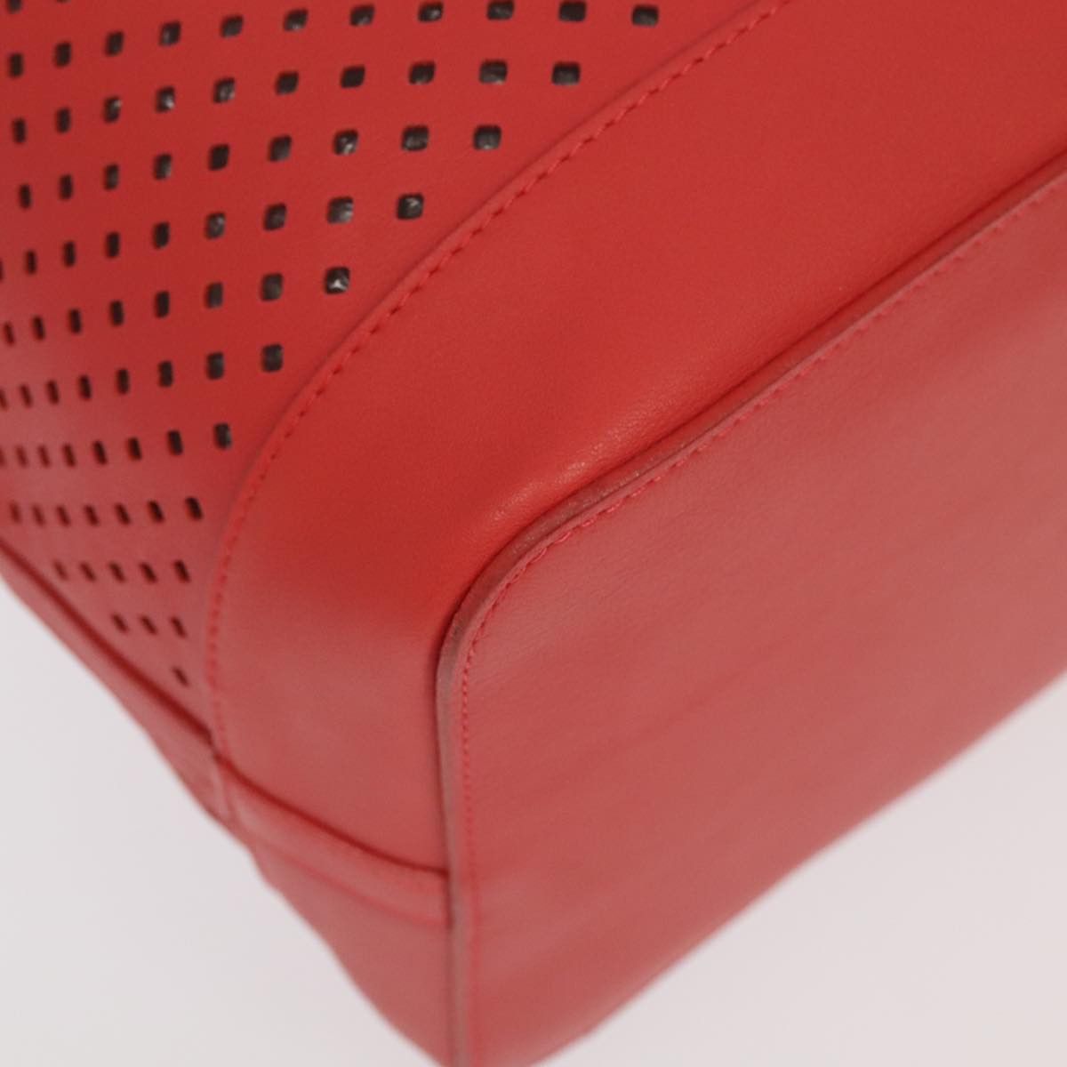 Louis Vuitton Noe Red Leather Shoulder Bag (Pre-Owned) Size ONE SIZE - 10 Thumbnail