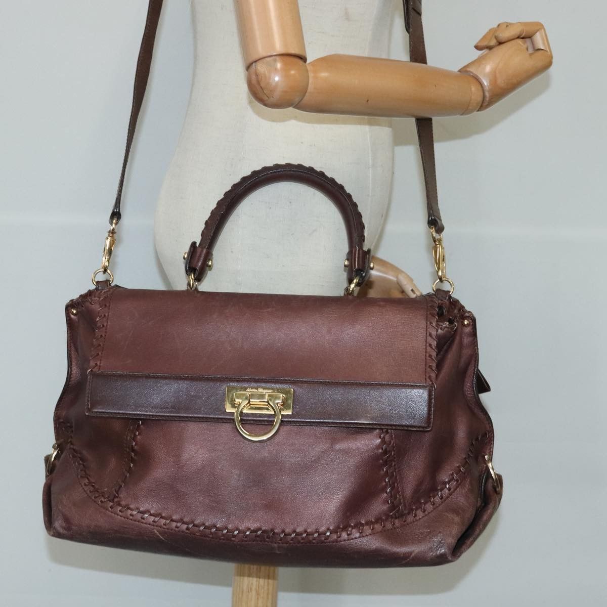 Salvatore Ferragamo Brown Leather Handbag (Pre-Owned) Size ONE SIZE - 15 Thumbnail