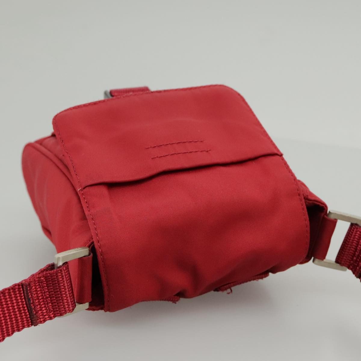 Prada Triangle Logo Red Synthetic Clutch Bag (Pre-Owned) Size ONE SIZE - 6 Thumbnail