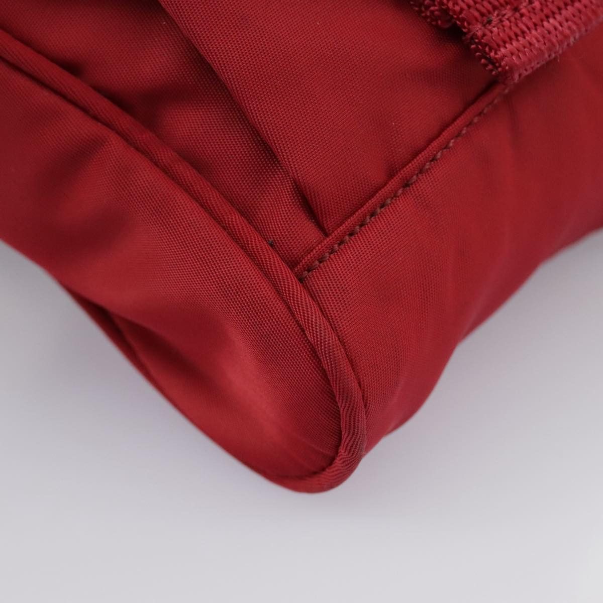 Prada Triangle Logo Red Synthetic Clutch Bag (Pre-Owned) Size ONE SIZE - 10 Thumbnail