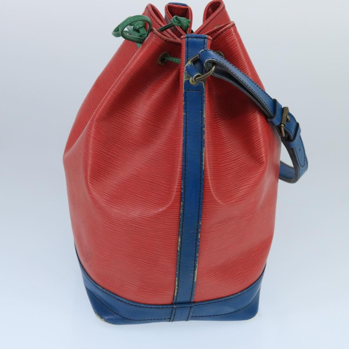Louis Vuitton Noe Red Leather Shoulder Bag (Pre-Owned) Size ONE SIZE - 3 Thumbnail