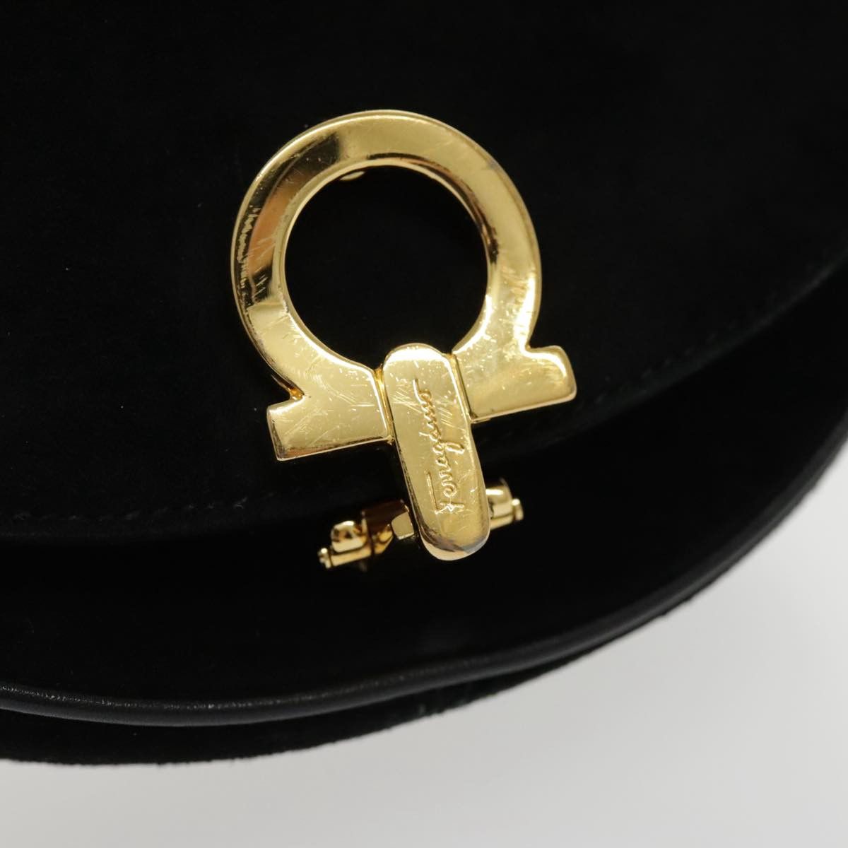 Salvatore Ferragamo Gancini Black Suede Shoulder Bag (Pre-Owned) Size ONE SIZE - 19 Thumbnail