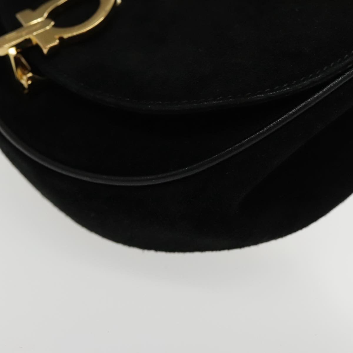Salvatore Ferragamo Gancini Black Suede Shoulder Bag (Pre-Owned) Size ONE SIZE - 5 Thumbnail