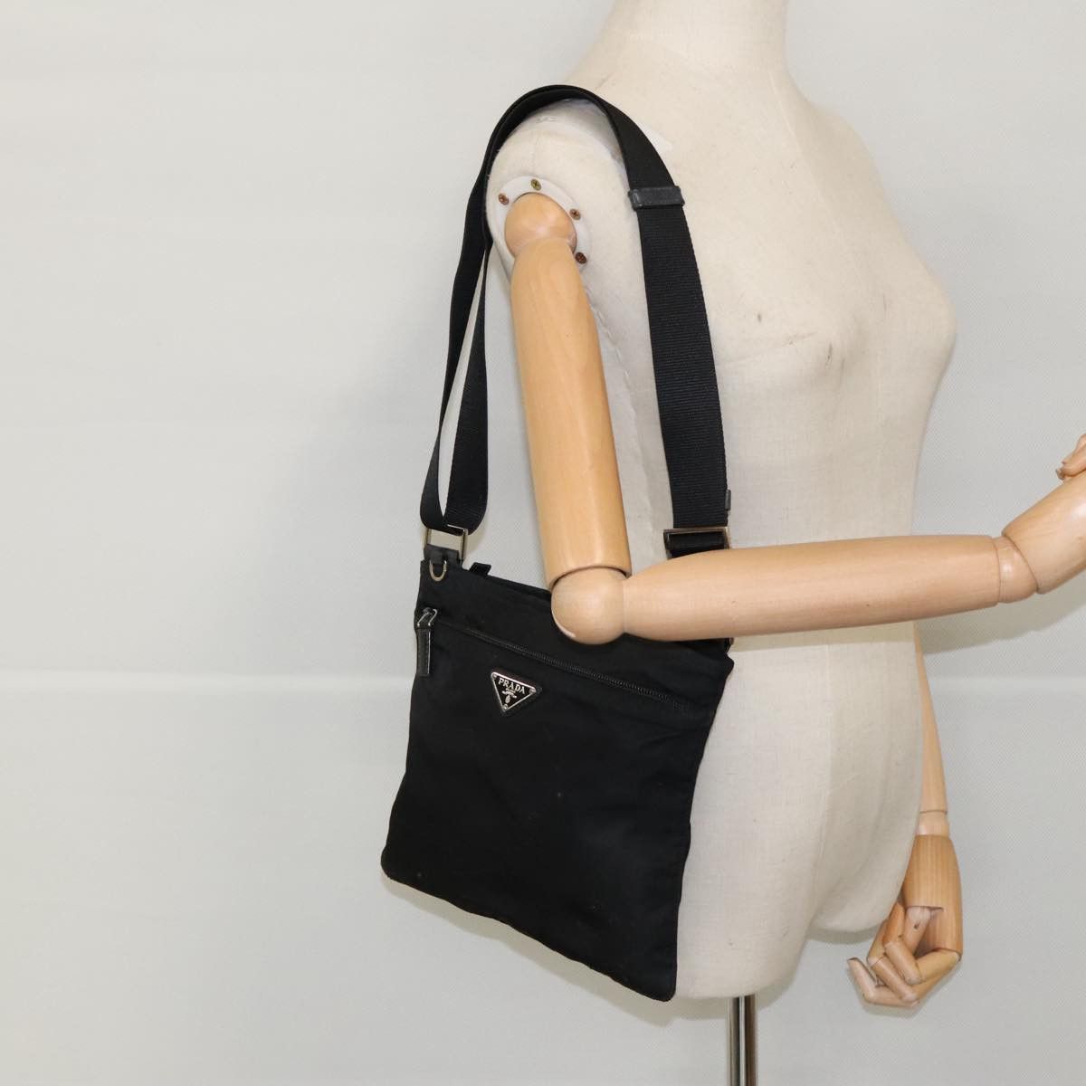 Prada Tessuto Black Synthetic Shoulder Bag (Pre-Owned) Size ONE SIZE - 11 Thumbnail