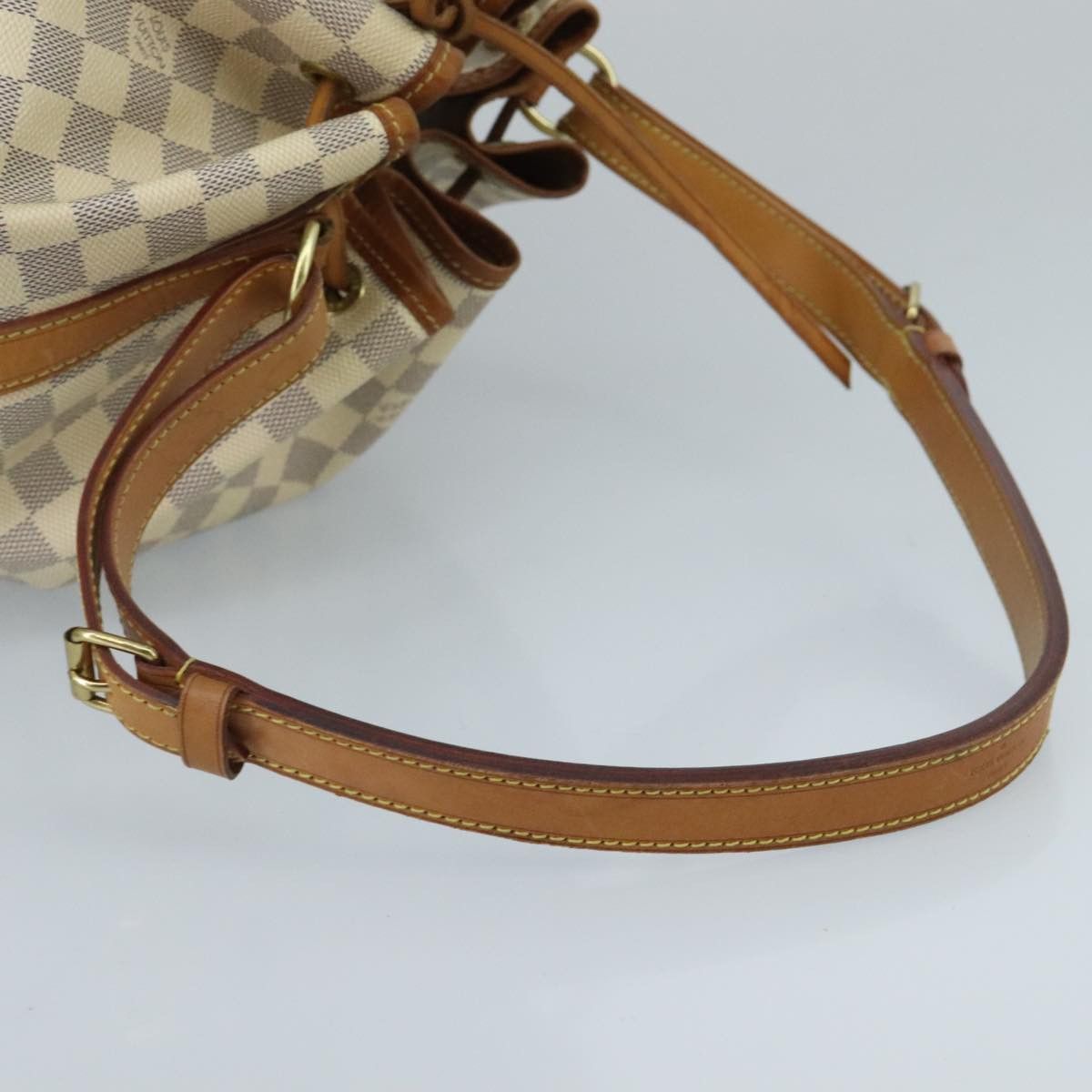 Louis Vuitton Noe Grey Canvas Shoulder Bag (Pre-Owned) Size ONE SIZE - 4 Thumbnail