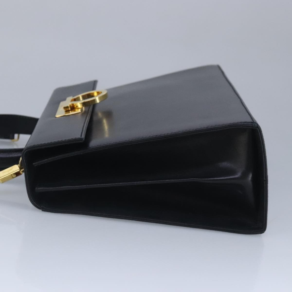 Salvatore Ferragamo Gancini Black Leather Handbag (Pre-Owned) Size ONE SIZE - 3 Thumbnail