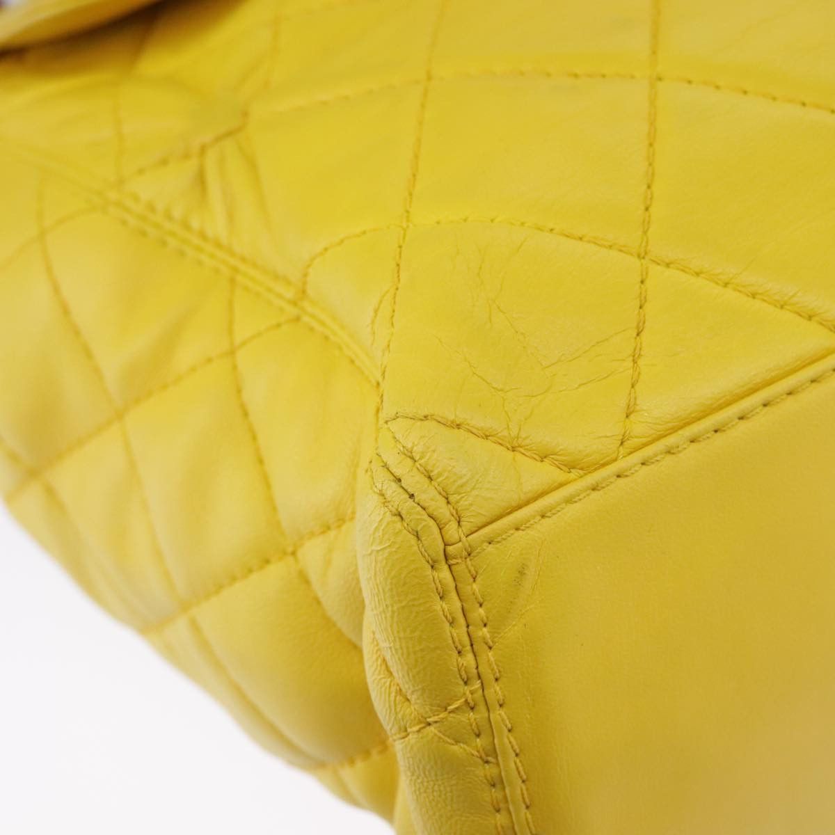 Chanel Cabas Yellow Leather Handbag (Pre-Owned) Size ONE SIZE - 6 Thumbnail