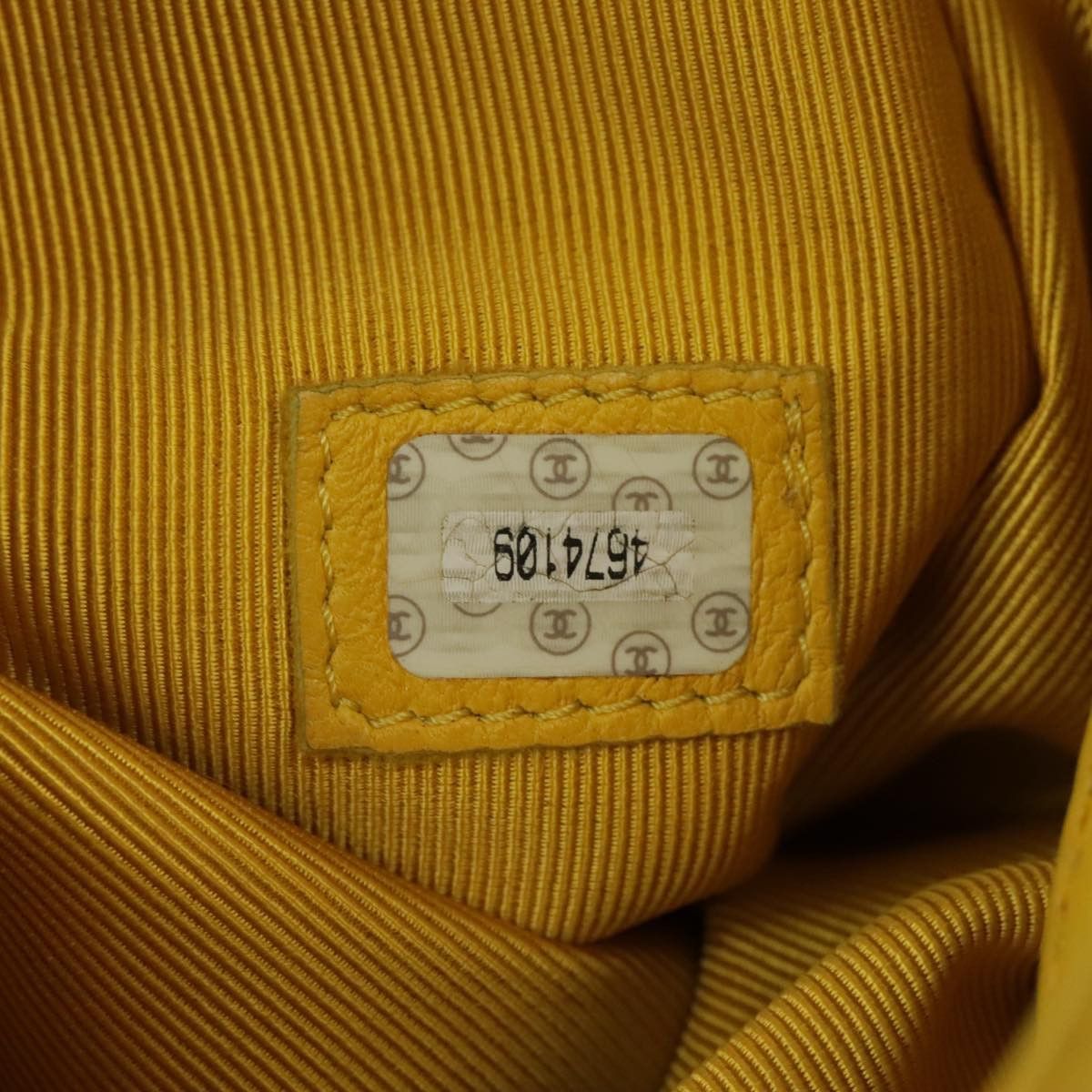 Chanel Cabas Yellow Leather Handbag (Pre-Owned) Size ONE SIZE - 18 Thumbnail