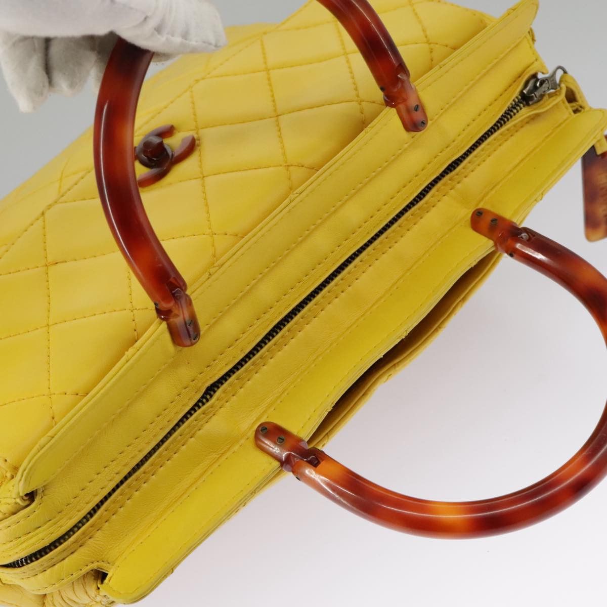 Chanel Cabas Yellow Leather Handbag (Pre-Owned) Size ONE SIZE - 11 Thumbnail