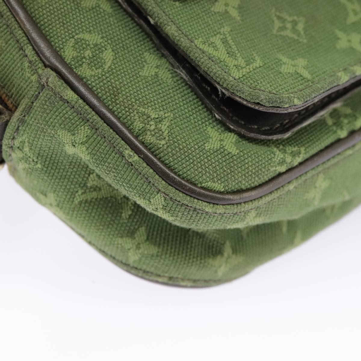 Louis Vuitton Juliette Khaki Canvas Shoulder Bag (Pre-Owned) Size ONE SIZE - 7 Thumbnail
