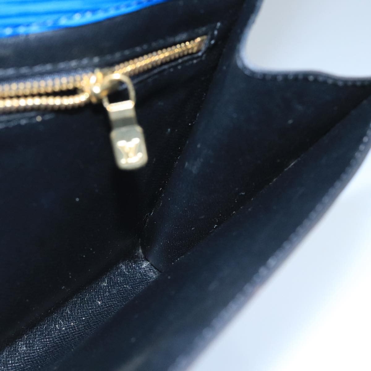 Louis Vuitton Art Déco Blue Leather Clutch Bag (Pre-Owned) Size ONE SIZE - 11 Thumbnail