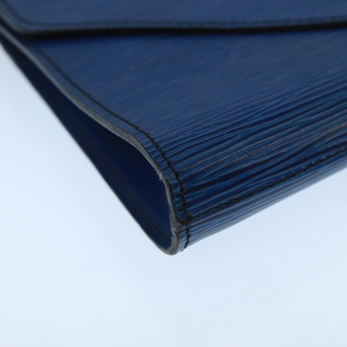Louis Vuitton Art Déco Blue Leather Clutch Bag (Pre-Owned) Size ONE SIZE - 6 Thumbnail