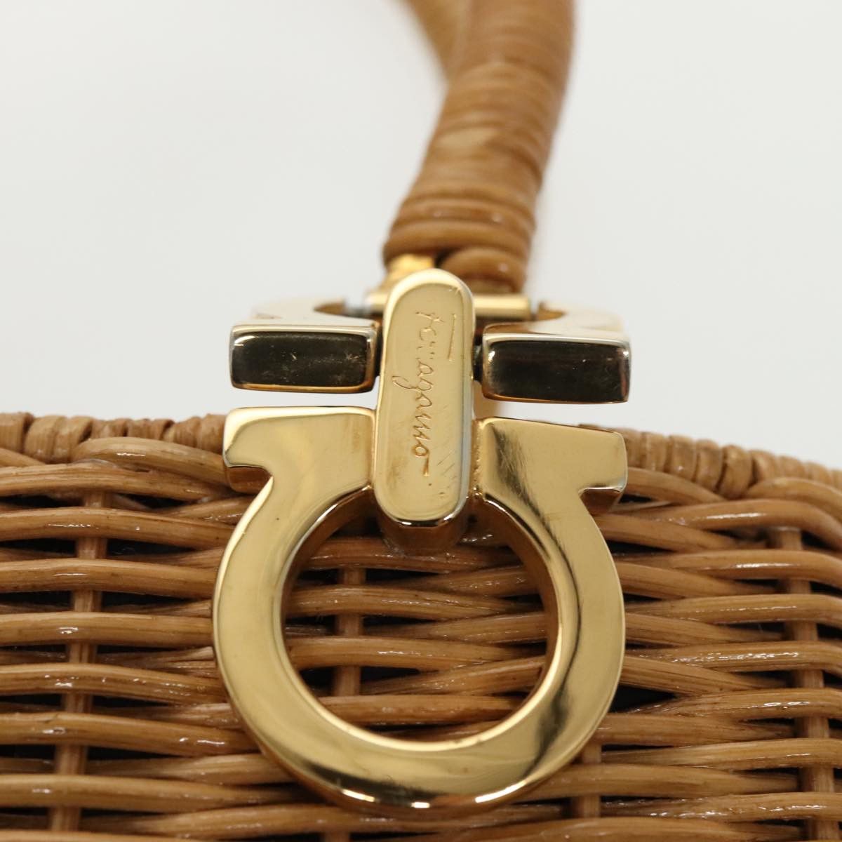 Salvatore Ferragamo Gancini Beige Synthetic Handbag (Pre-Owned) Size ONE SIZE - 11 Thumbnail