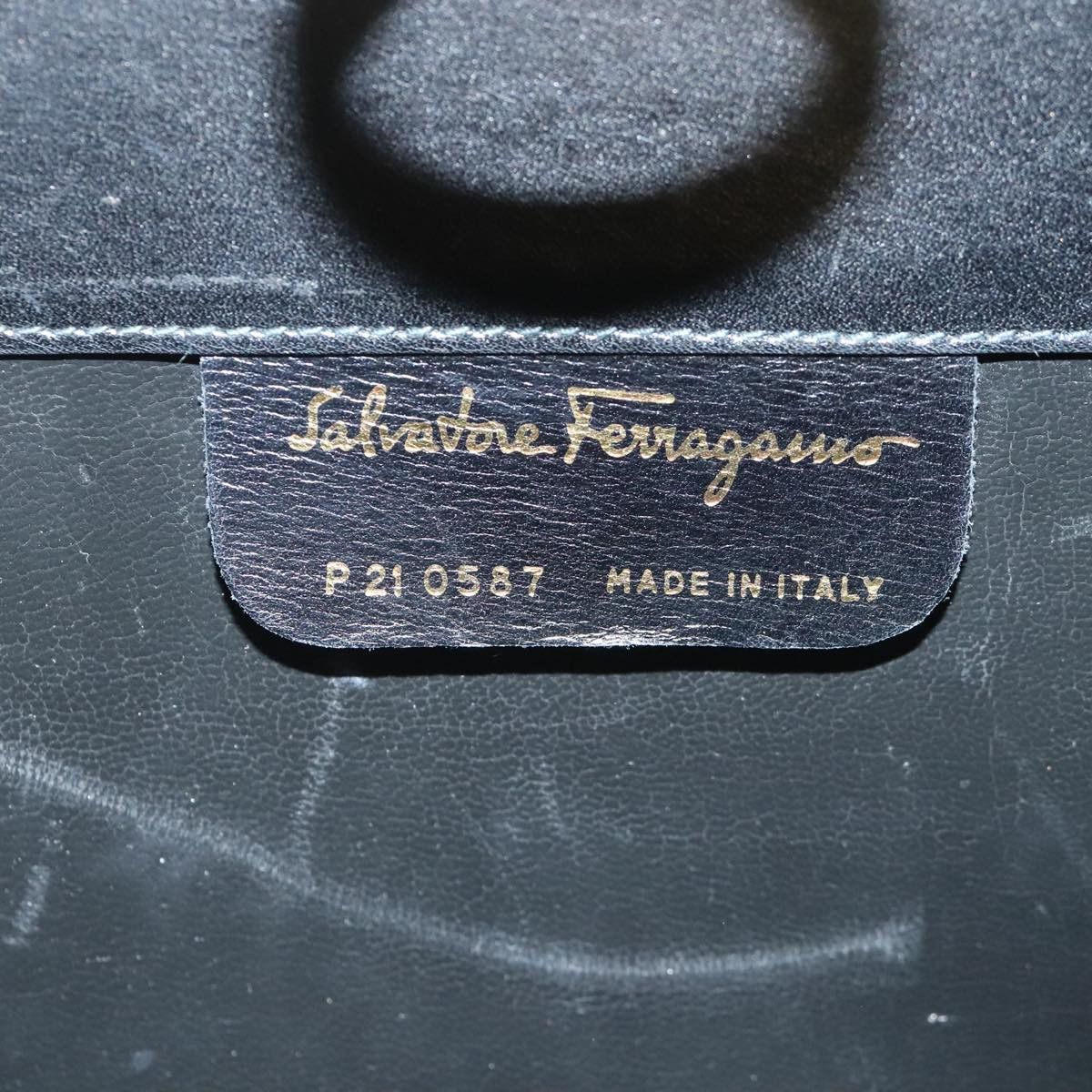 Salvatore Ferragamo Gancini Black Leather Shoulder Bag (Pre-Owned) Size ONE SIZE - 14 Thumbnail