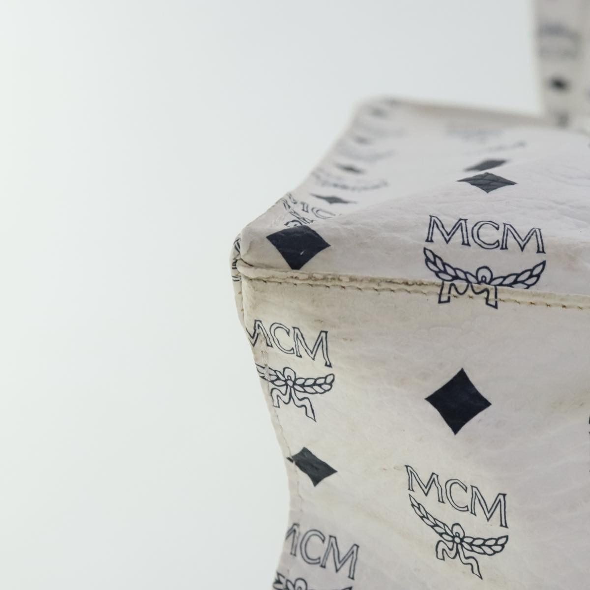 MCM Visetos White Canvas Tote Bag (Pre-Owned) Size ONE SIZE - 9 Thumbnail