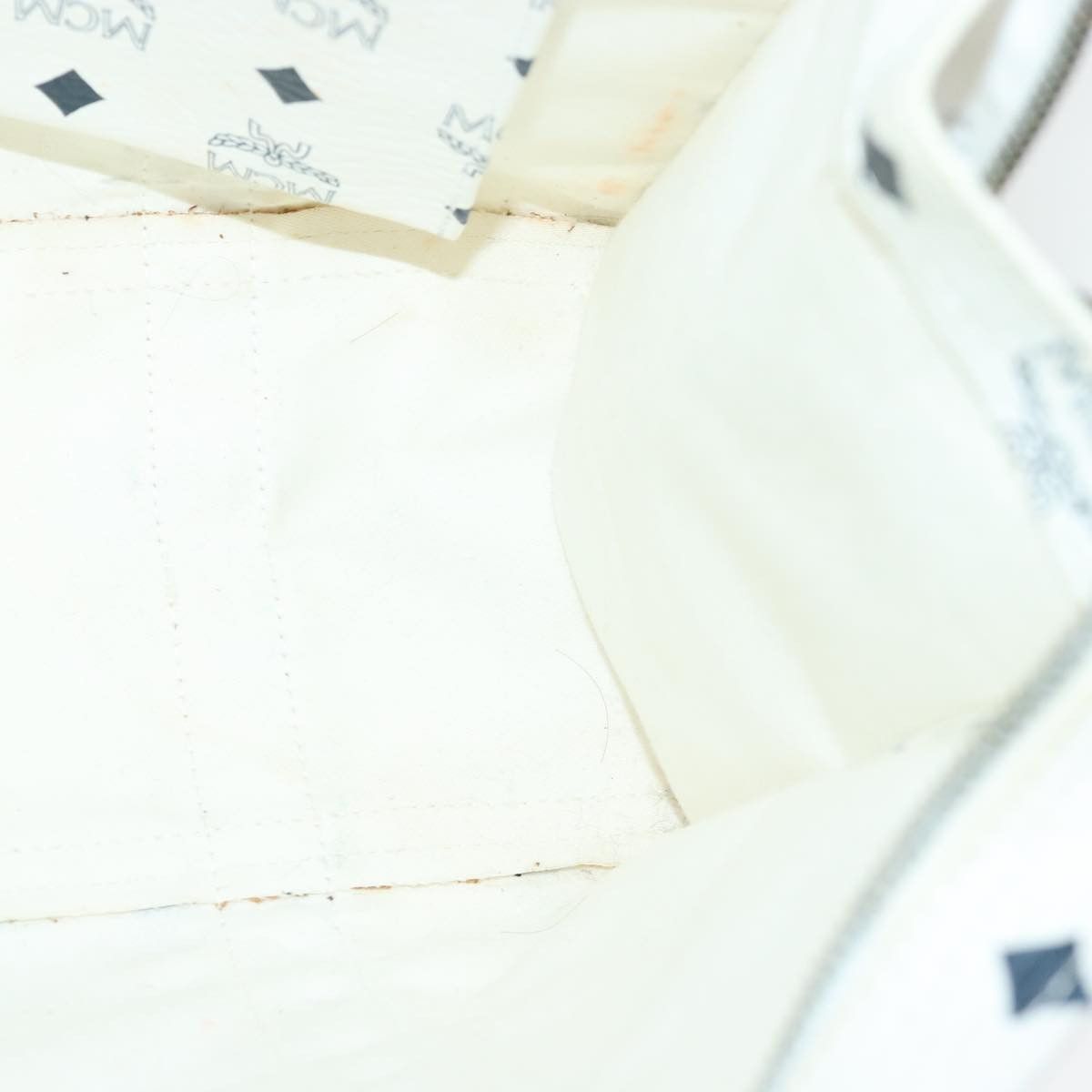MCM Visetos White Canvas Tote Bag (Pre-Owned) Size ONE SIZE - 19 Thumbnail
