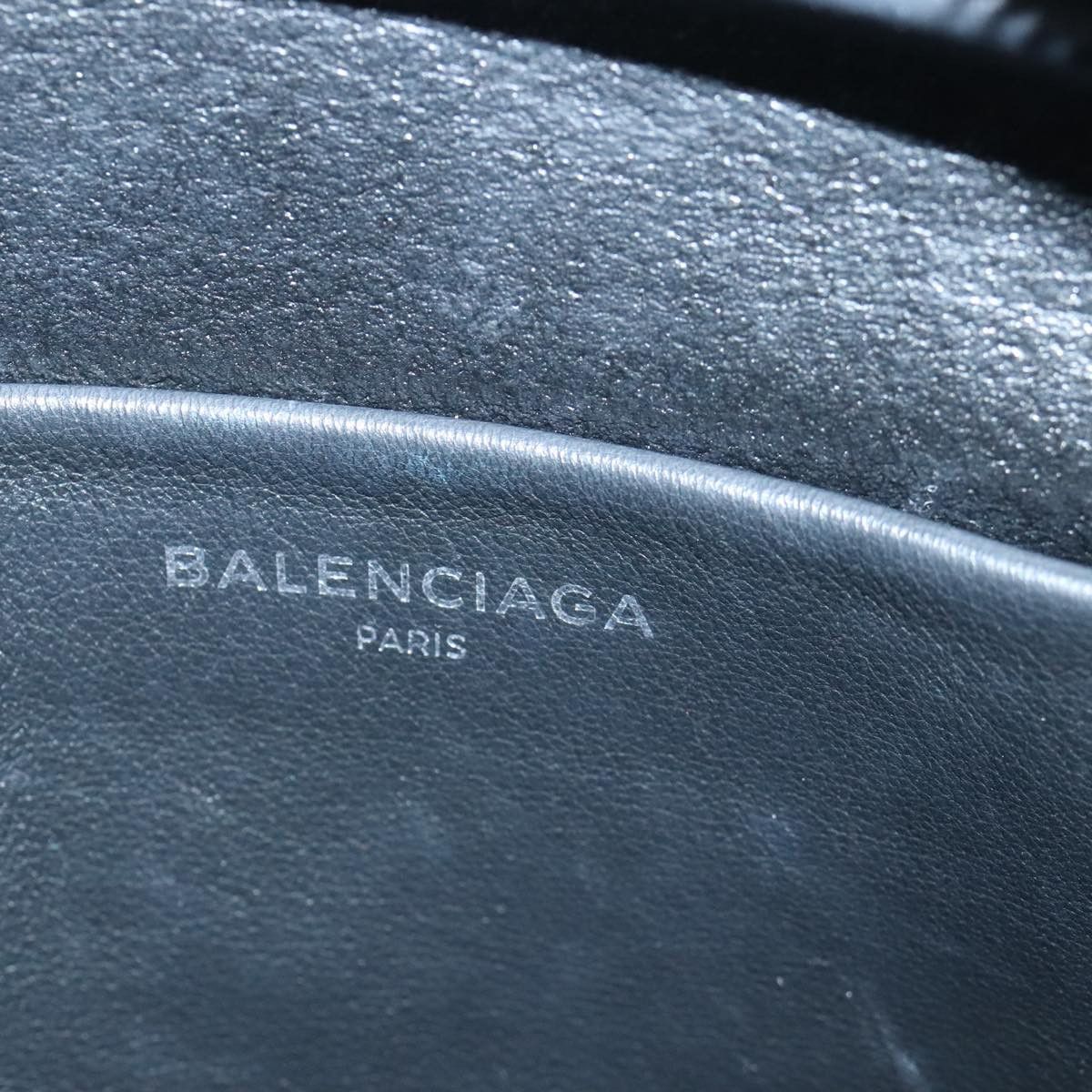 Balenciaga Everyday Grey Leather Shoulder Bag (Pre-Owned) Size ONE SIZE - 15 Thumbnail