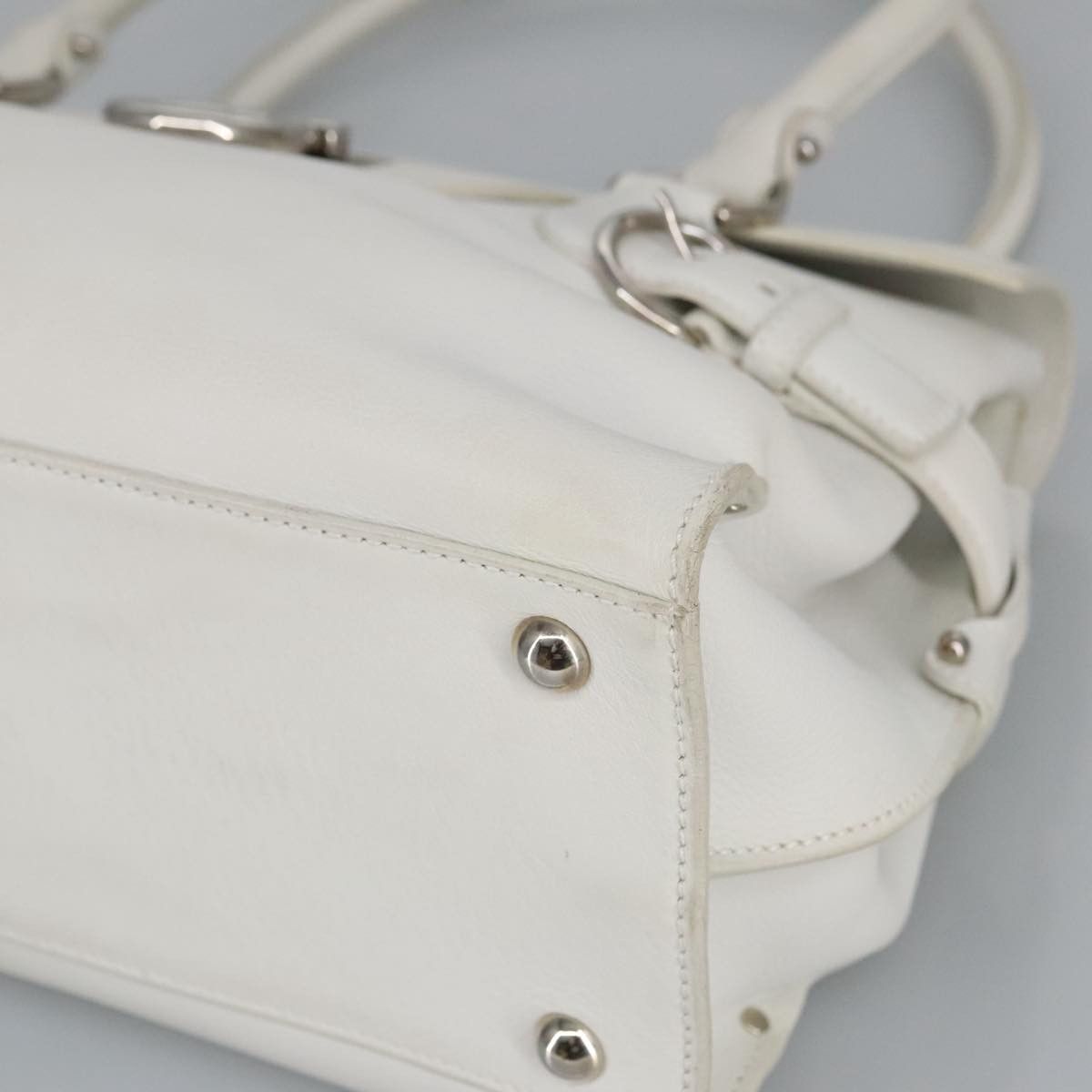 Salvatore Ferragamo White Leather Shoulder Bag (Pre-Owned) Size ONE SIZE - 10 Thumbnail