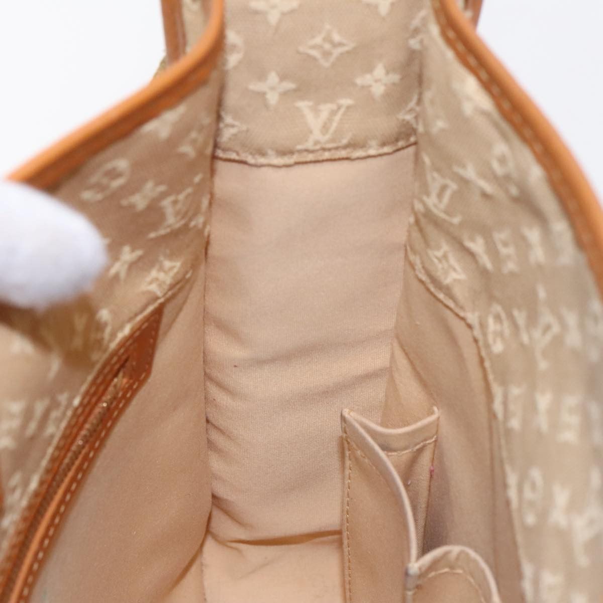 Louis Vuitton Mary Kate Beige Canvas Shoulder Bag (Pre-Owned) Size ONE SIZE - 20 Thumbnail