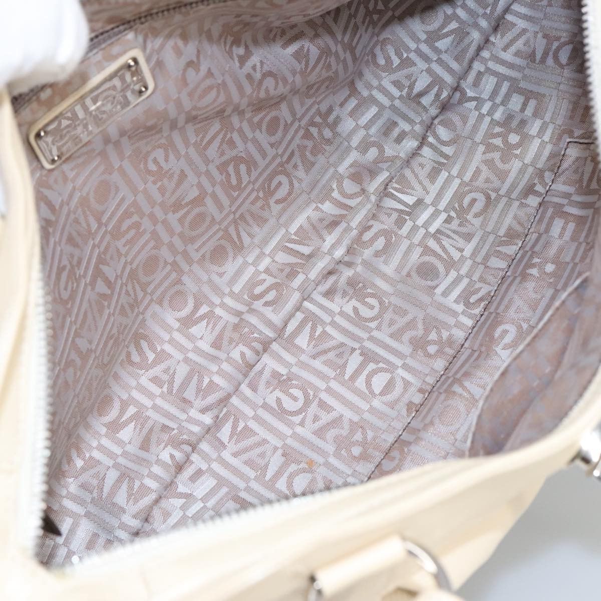 Salvatore Ferragamo Gancini White Leather Handbag (Pre-Owned) Size ONE SIZE - 18 Thumbnail