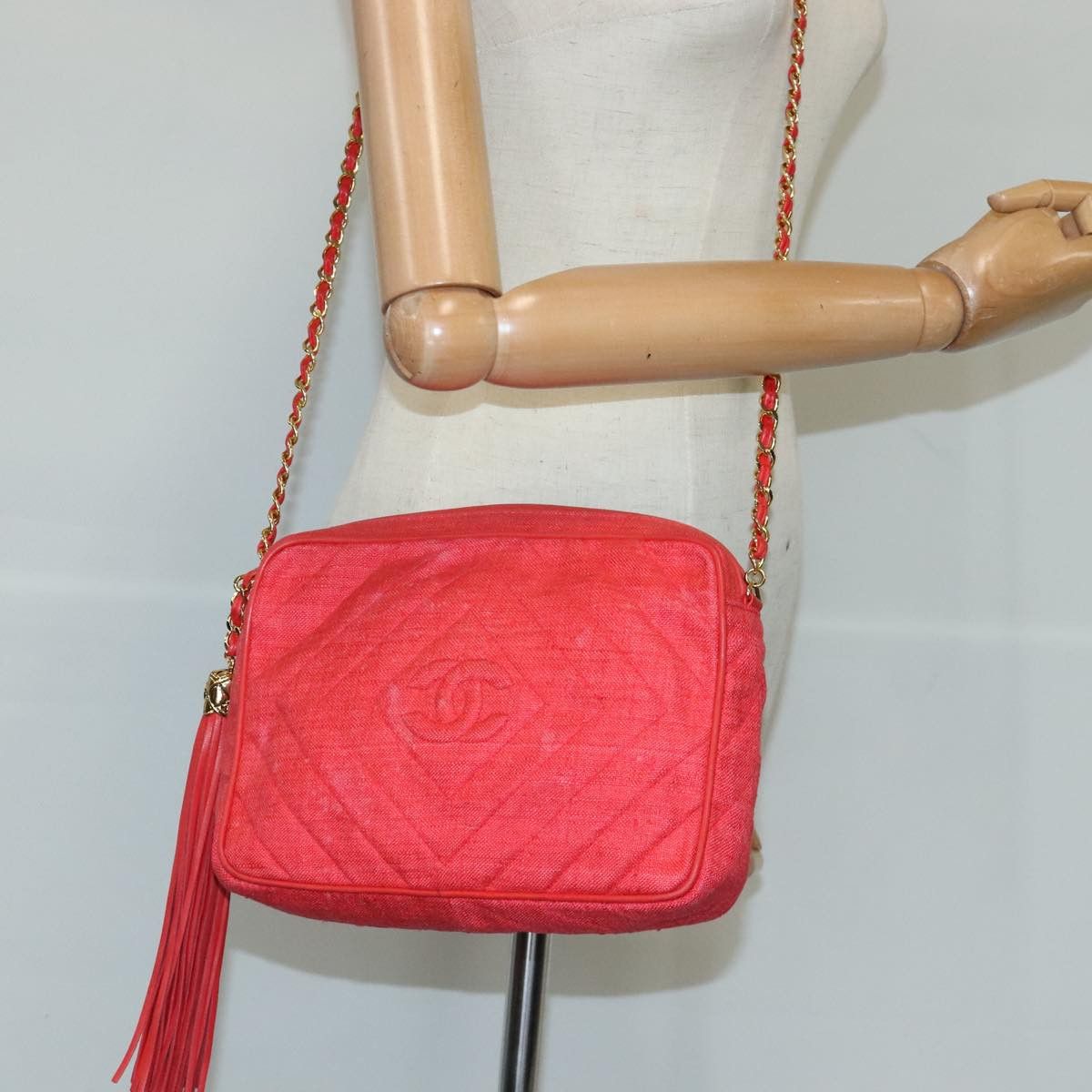 Chanel Camera Red Canvas Shoulder Bag (Pre-Owned) Size ONE SIZE - 18 Thumbnail