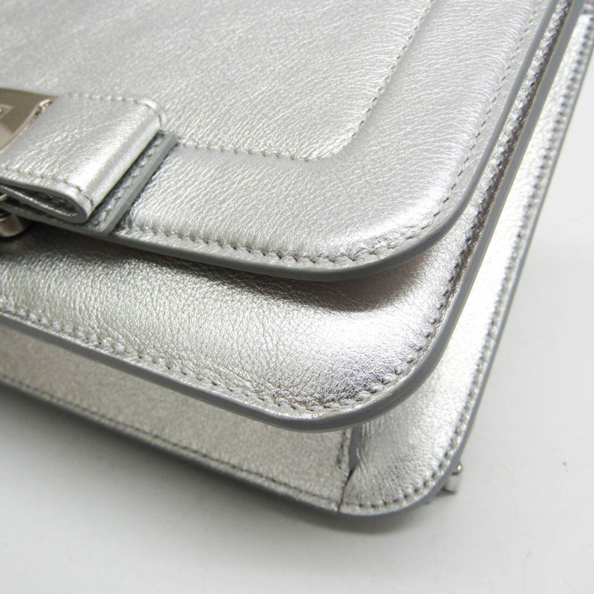 Salvatore Ferragamo Vara Silver Leather Shoulder Bag (Pre-Owned) Size ONE SIZE - 4 Thumbnail