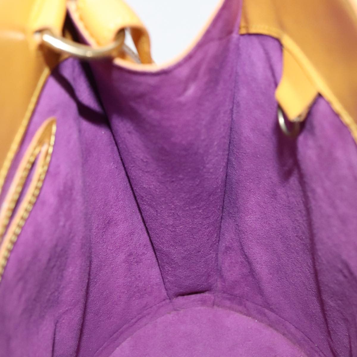 Louis Vuitton Cluny Yellow Leather Shoulder Bag (Pre-Owned) Size ONE SIZE - 20 Thumbnail
