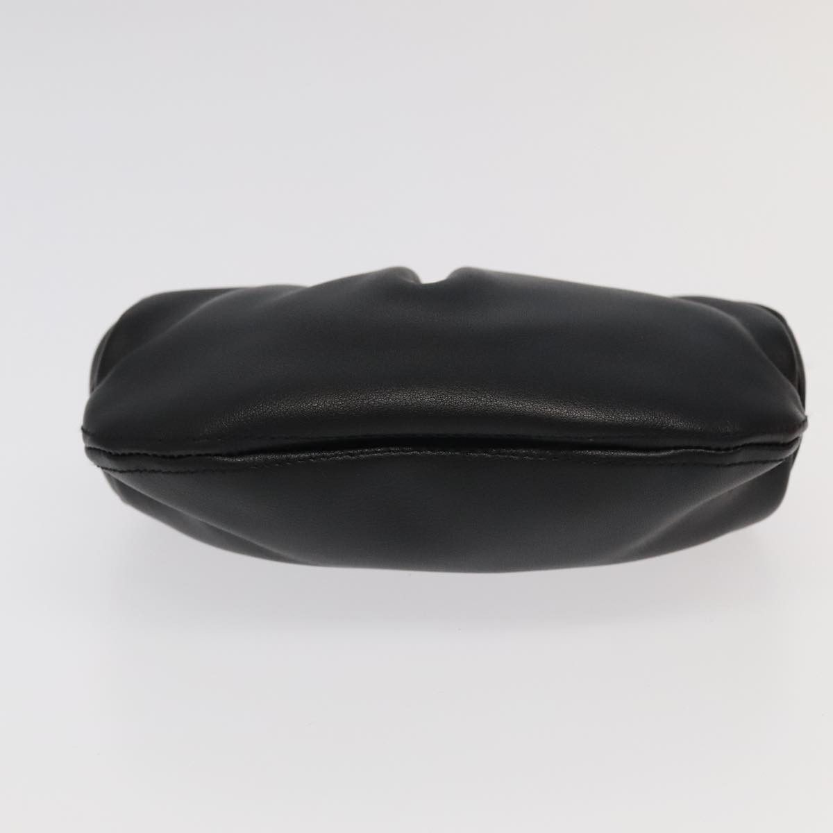 Salvatore Ferragamo Vara Black Leather Shoulder Bag (Pre-Owned) Size ONE SIZE - 19 Thumbnail