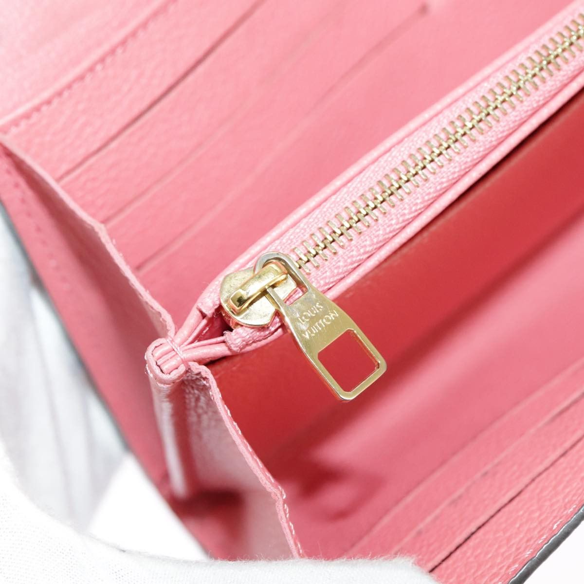 Louis Vuitton Sarah Pink Leather Wallet (Pre-Owned) Size ONE SIZE - 10 Thumbnail