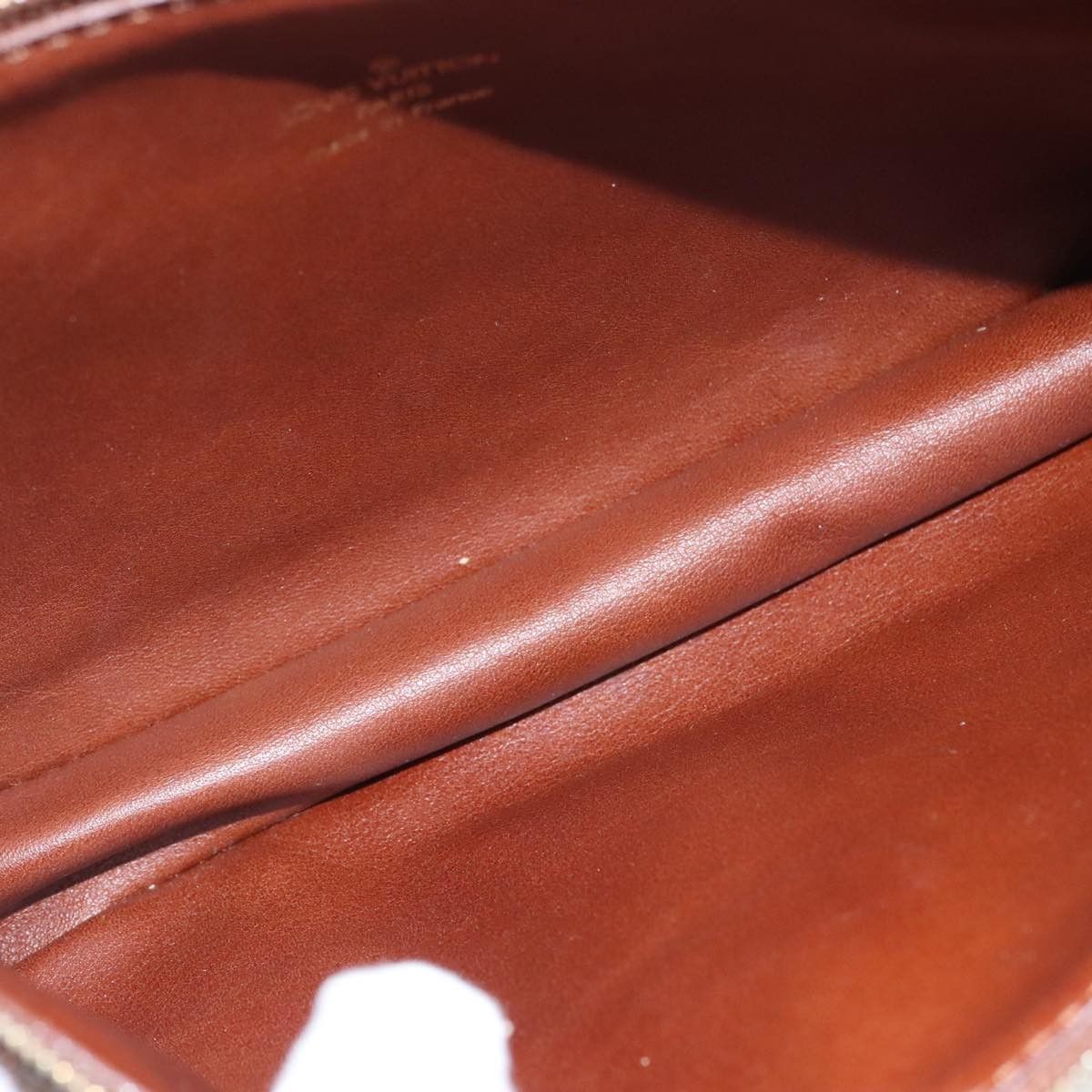 Louis Vuitton Pochette Accessoire White Vinyl Clutch Bag (Pre-Owned) Size ONE SIZE - 13 Thumbnail