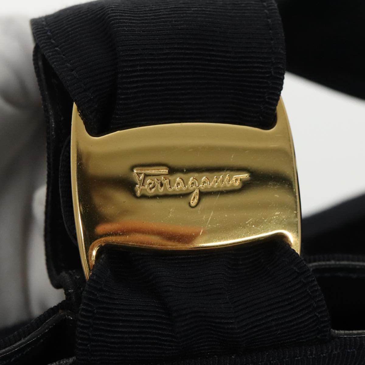 Salvatore Ferragamo Vara Navy Canvas Tote Bag (Pre-Owned) Size ONE SIZE - 13 Thumbnail