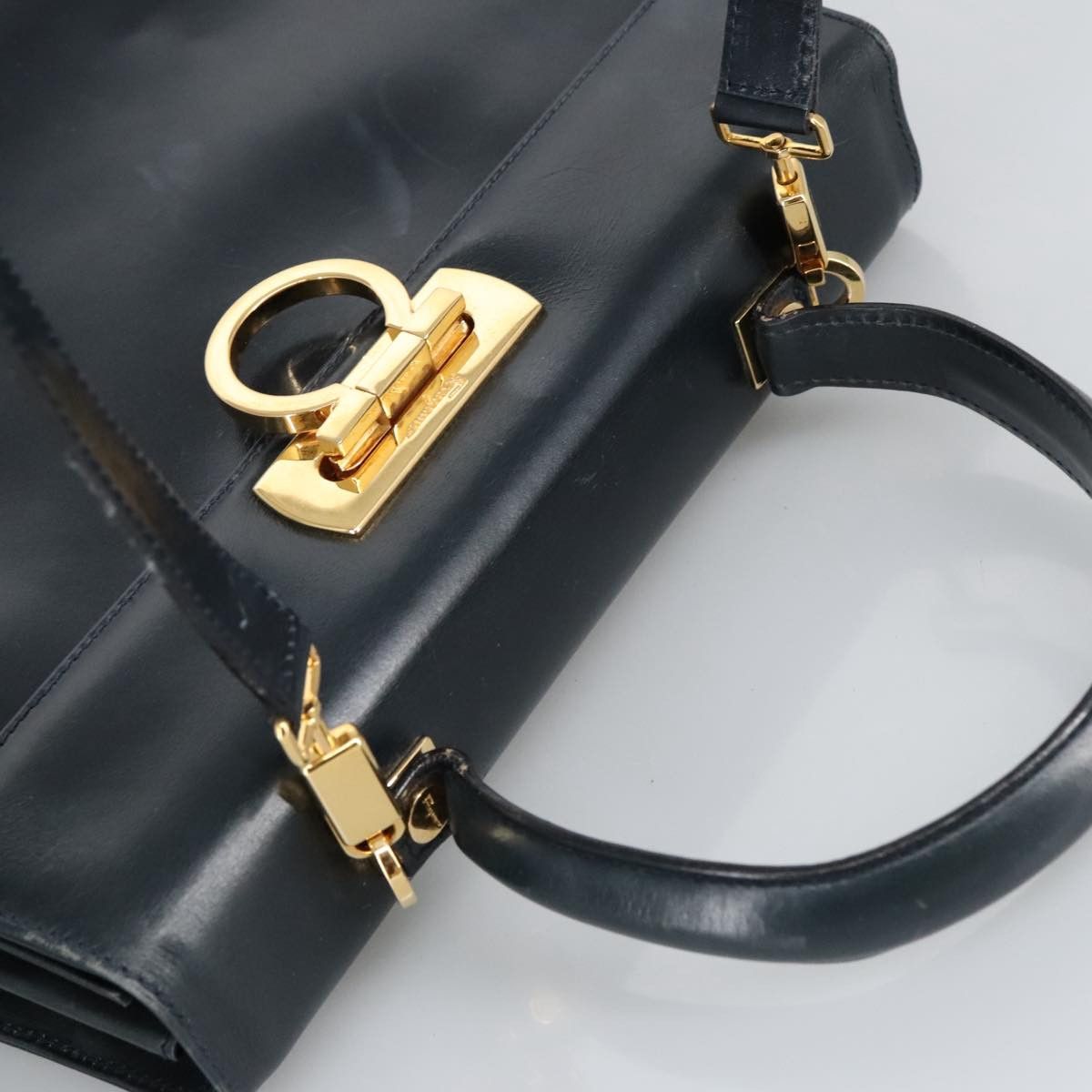 Salvatore Ferragamo Gancini Navy Leather Handbag (Pre-Owned) Size ONE SIZE - 13 Thumbnail