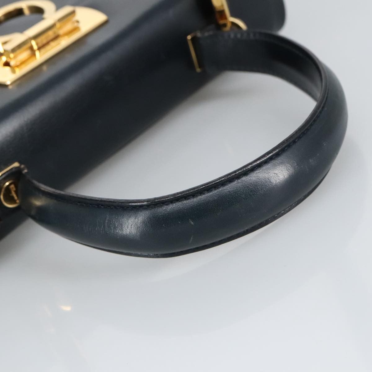 Salvatore Ferragamo Gancini Navy Leather Handbag (Pre-Owned) Size ONE SIZE - 4 Thumbnail