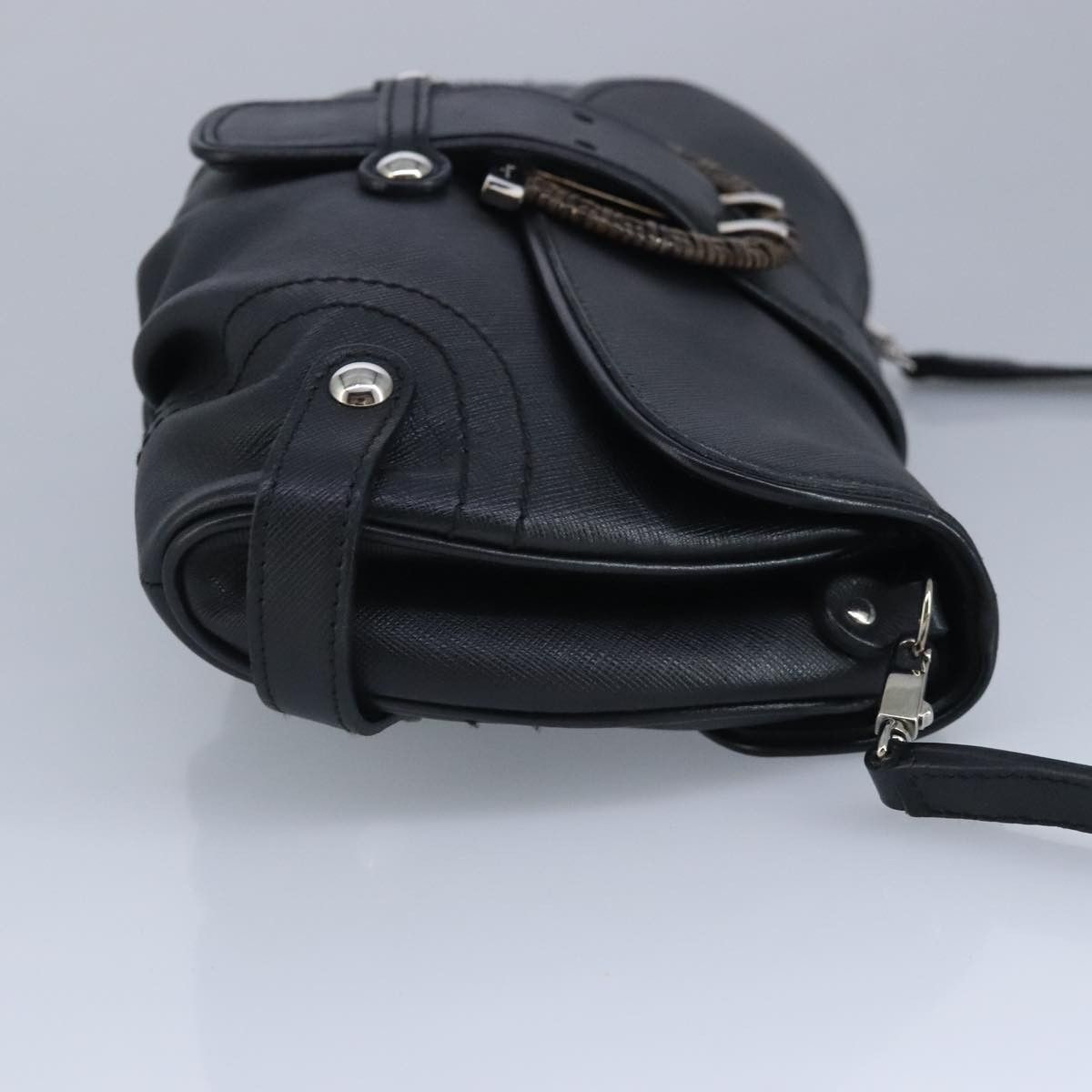 Salvatore Ferragamo Gancini Black Leather Shoulder Bag (Pre-Owned) Size ONE SIZE - 4 Thumbnail