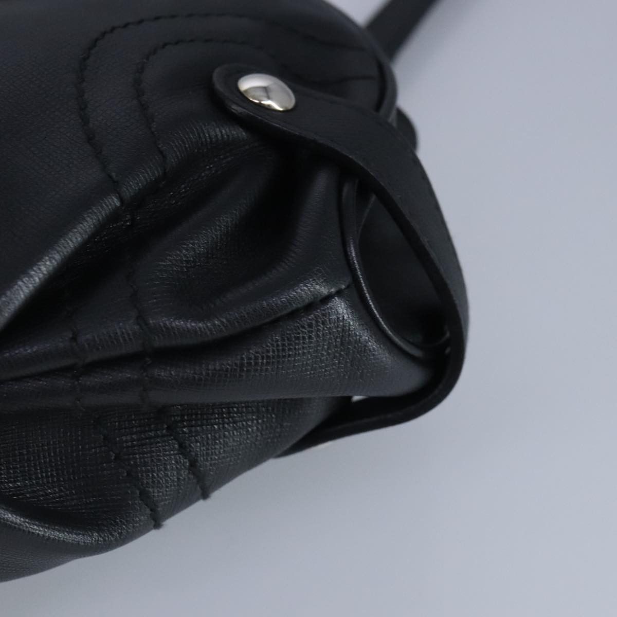 Salvatore Ferragamo Gancini Black Leather Shoulder Bag (Pre-Owned) Size ONE SIZE - 12 Thumbnail