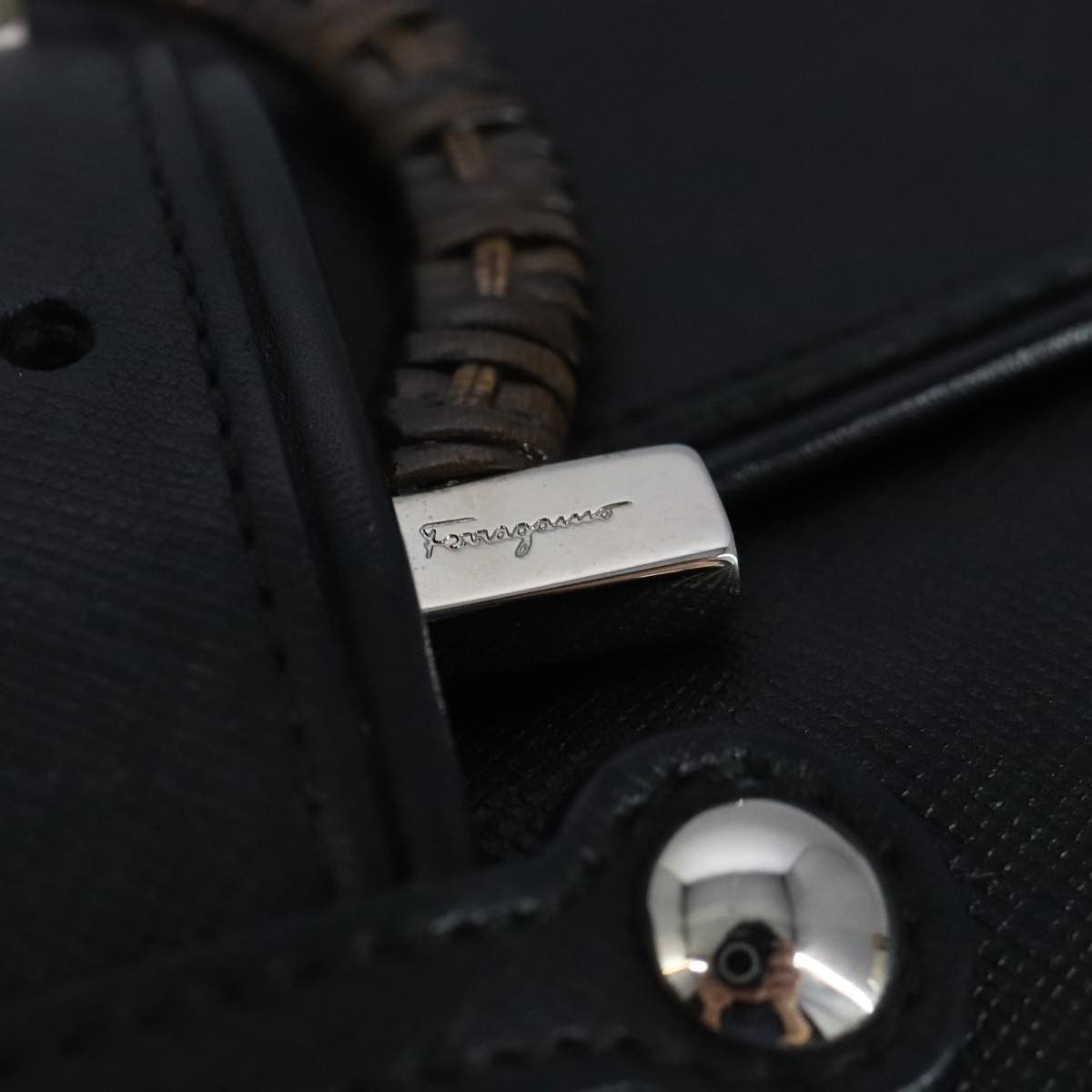 Salvatore Ferragamo Gancini Black Leather Shoulder Bag (Pre-Owned) Size ONE SIZE - 13 Thumbnail