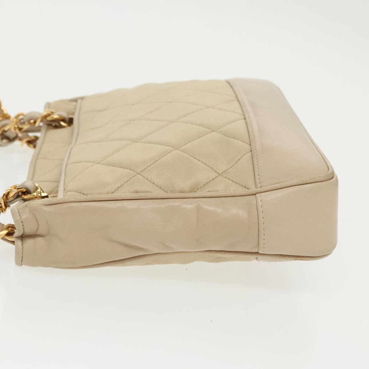 Chanel Quilted Beige Synthetic Shoulder Bag (Pre-Owned) Size ONE SIZE - 16 Thumbnail